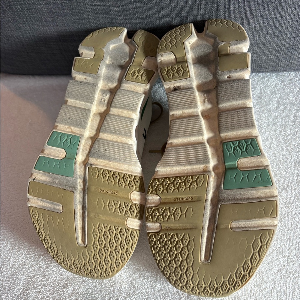 On Running Cloudrunner 2 White Green Running Snea… - image 8